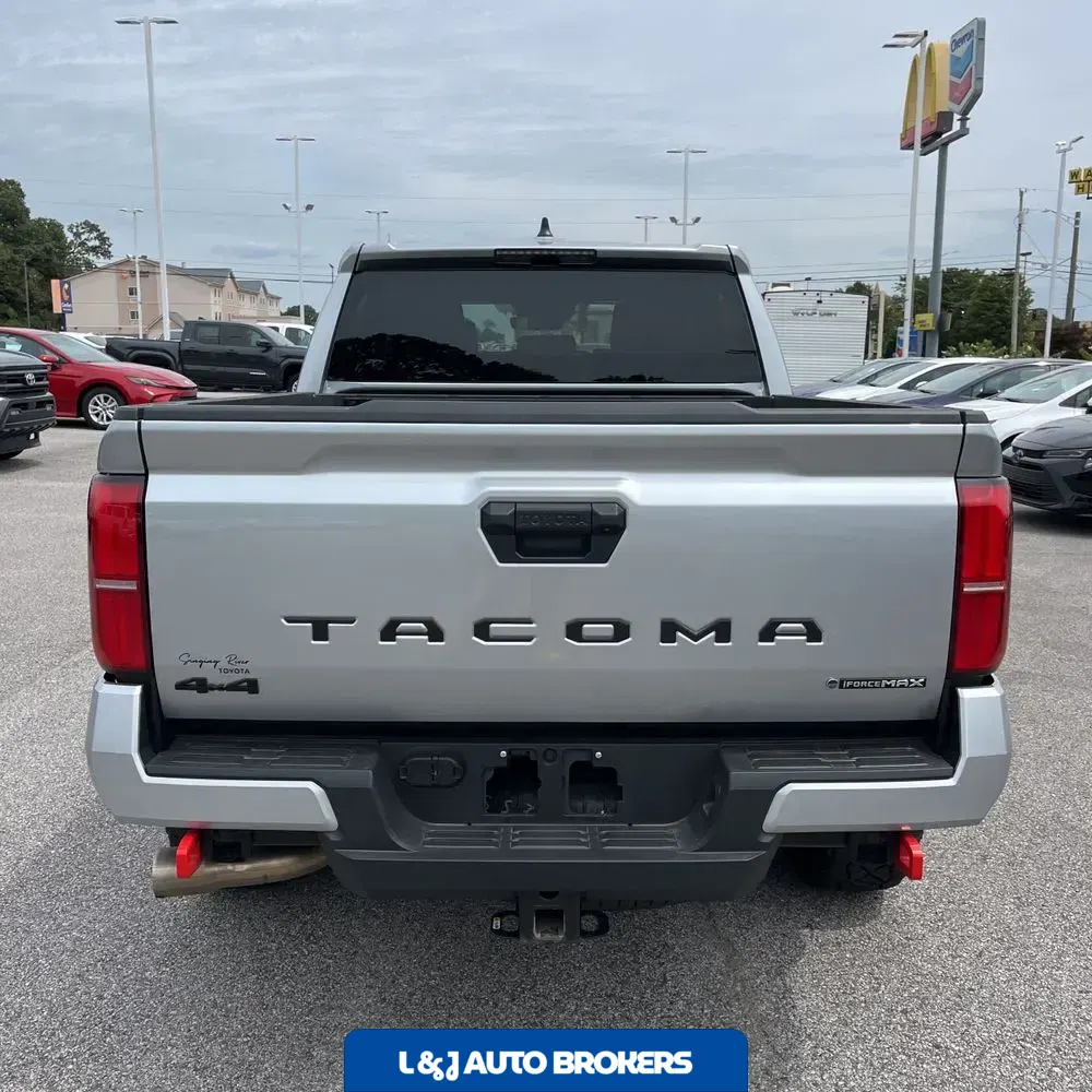 2025 Toyota Tacoma TRD Off-Road HV