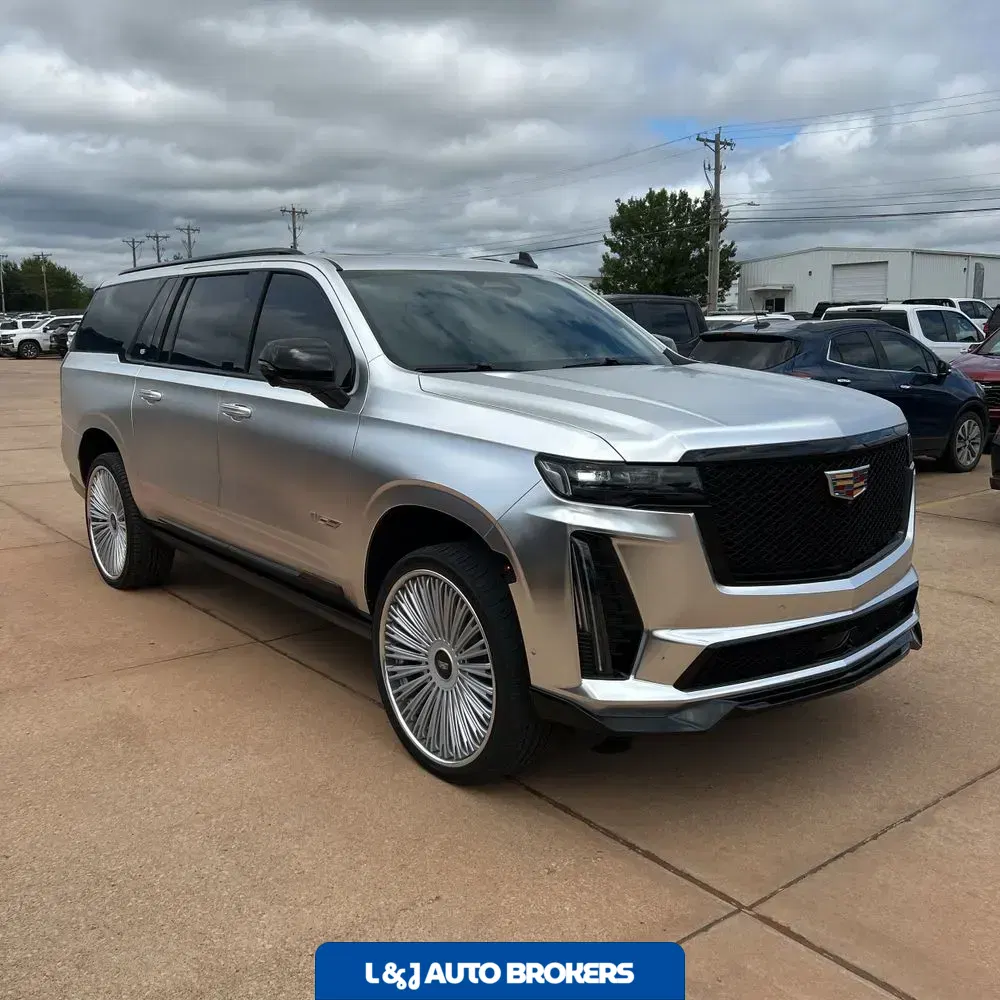2023 Cadillac Escalade-V ESV Base
