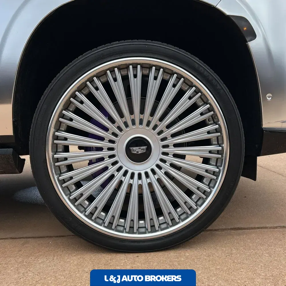 2023 Cadillac Escalade-V ESV Base