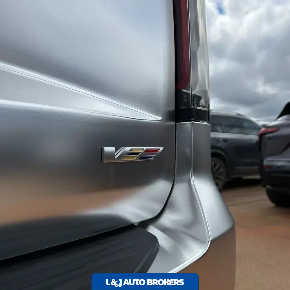 2023 Cadillac Escalade-V ESV Base