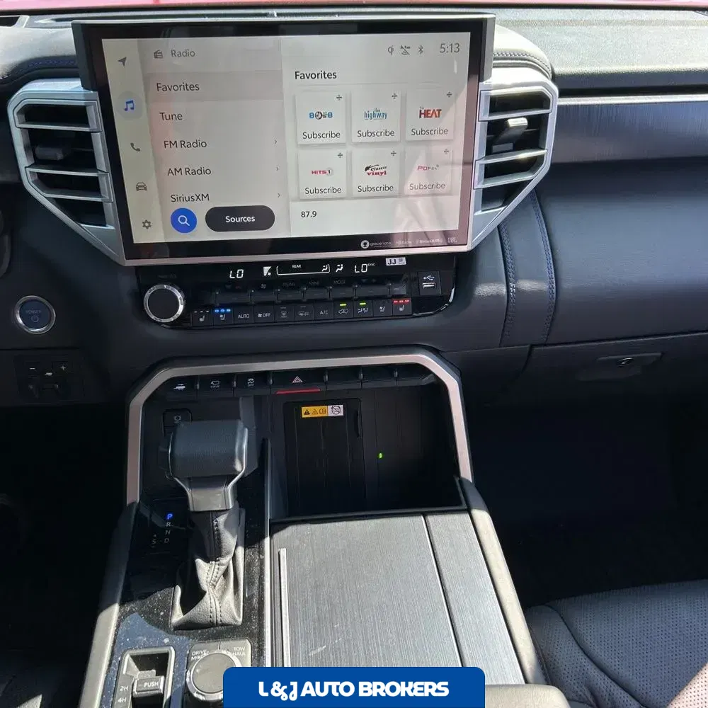 2024 Toyota Sequoia Platinum