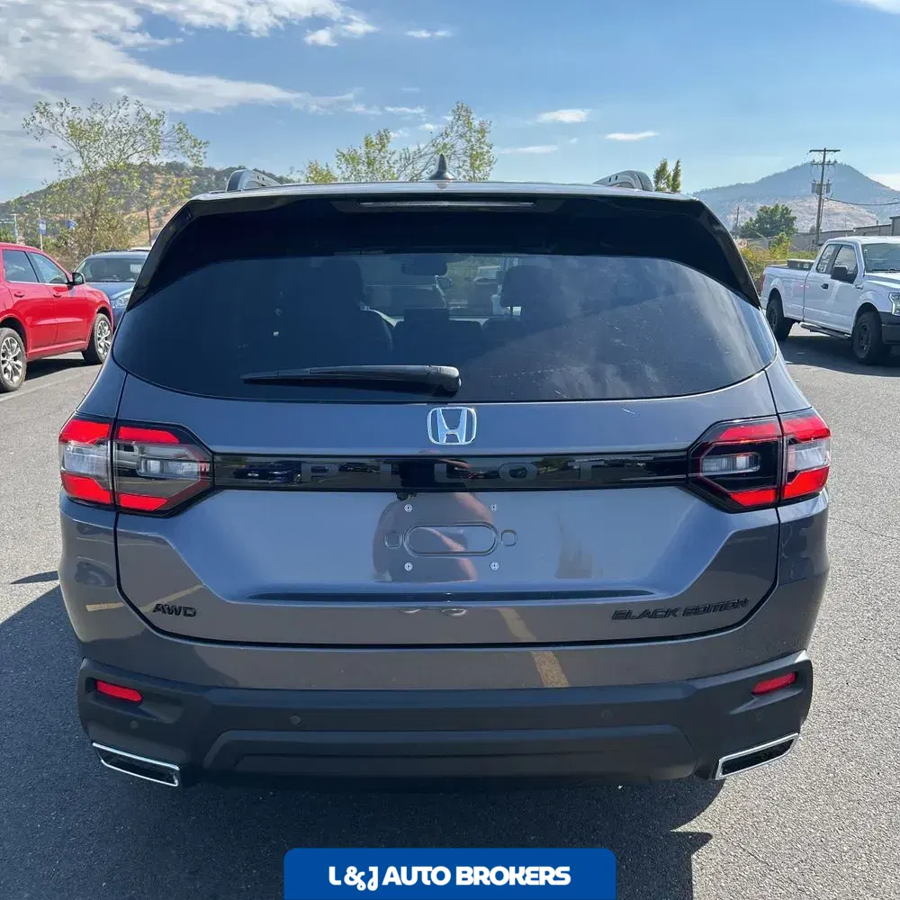 2025 Honda Pilot Black Edition