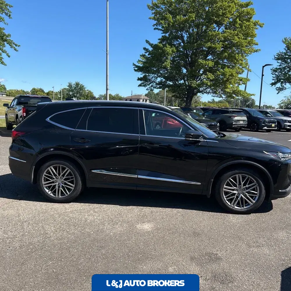 2023 Acura MDX SH-AWD w/Advance