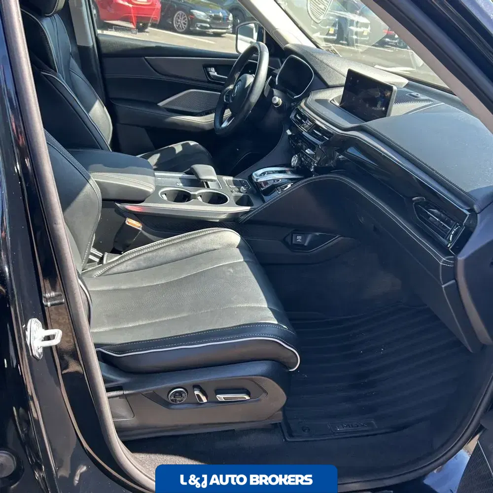 2023 Acura MDX SH-AWD w/Advance