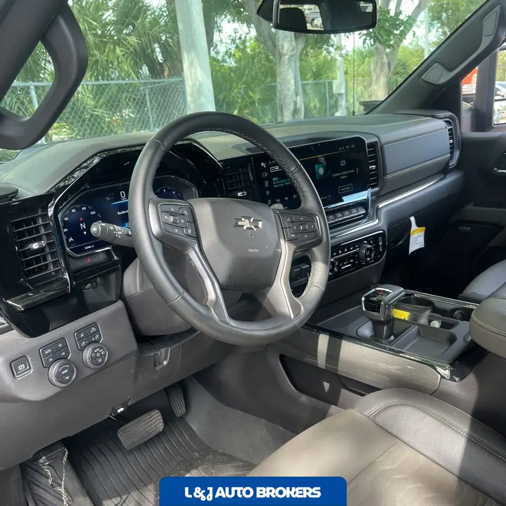 2024 Chevrolet Silverado 1500 ZR2