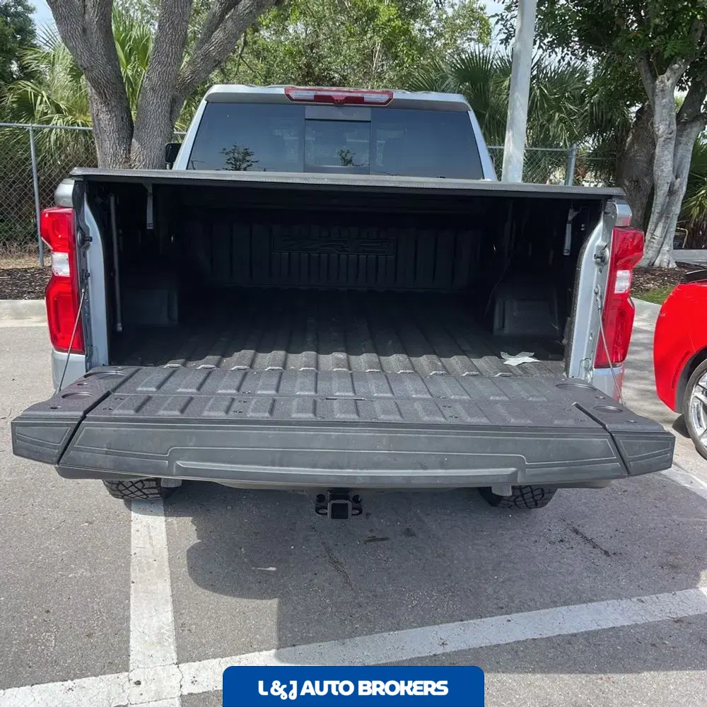 2024 Chevrolet Silverado 1500 ZR2