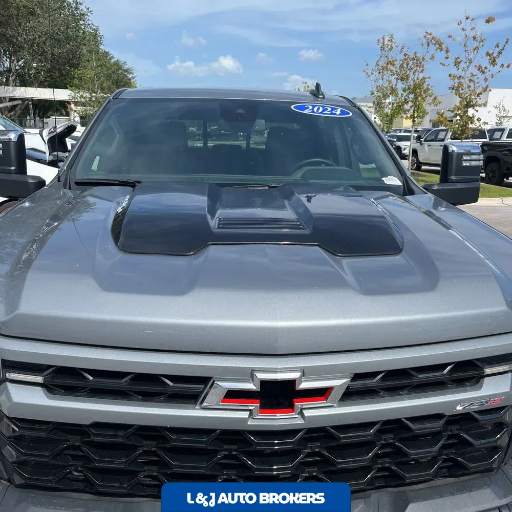 2024 Chevrolet Silverado 1500 ZR2