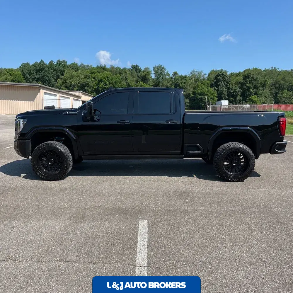 2024 GMC Sierra 3500HD Denali Ultimate