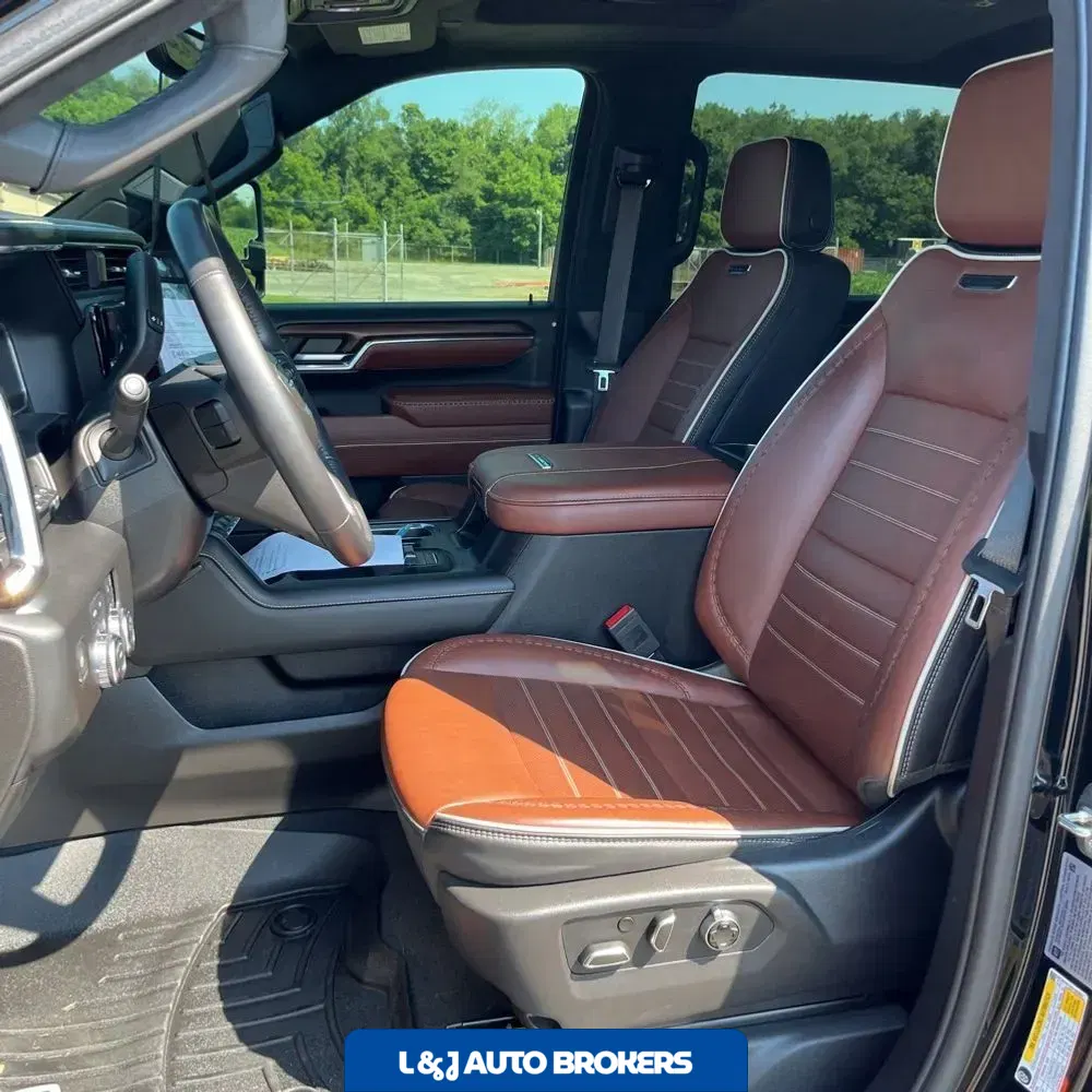 2024 GMC Sierra 3500HD Denali Ultimate