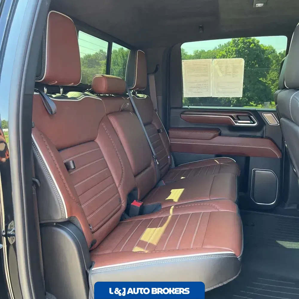 2024 GMC Sierra 3500HD Denali Ultimate