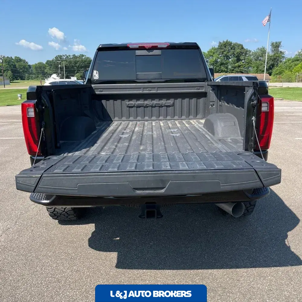 2024 GMC Sierra 3500HD Denali Ultimate