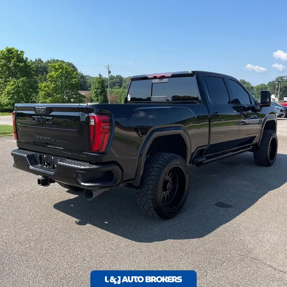 2024 GMC Sierra 3500HD Denali Ultimate