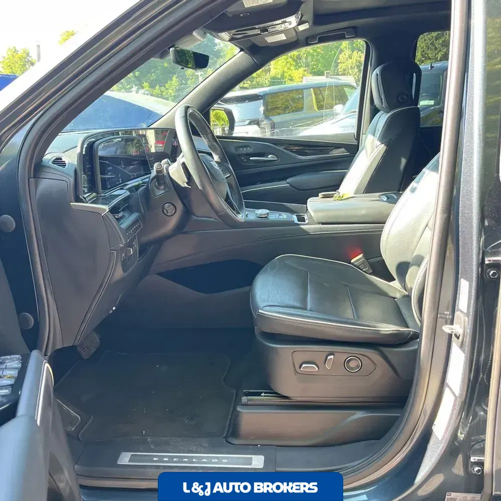 2021 Cadillac Escalade Sport