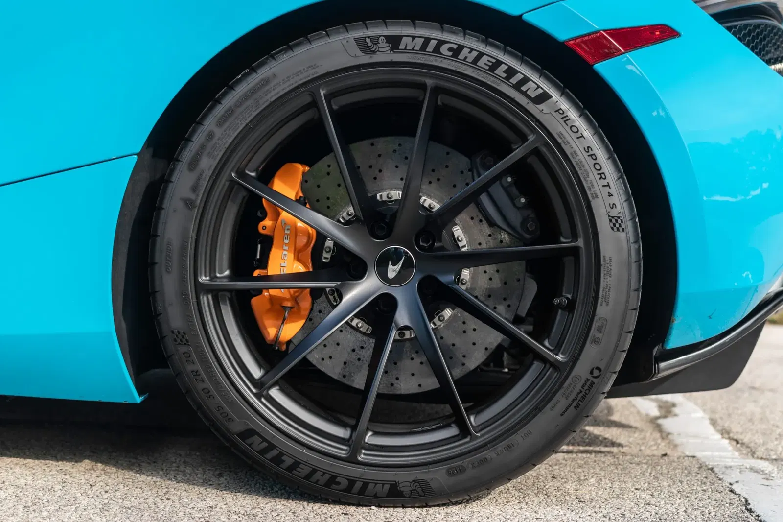 2020 McLaren 720S Performance Spider