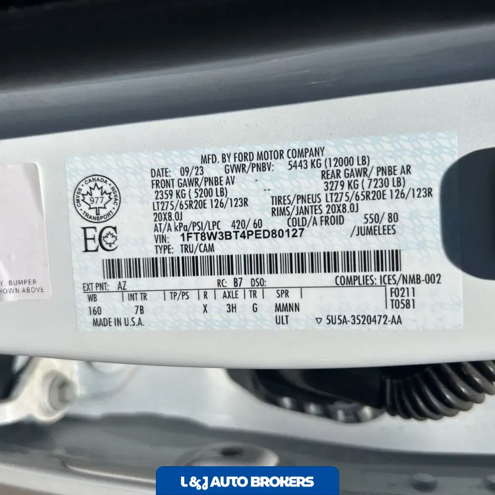 2023 Ford F350 S/D Platinum
