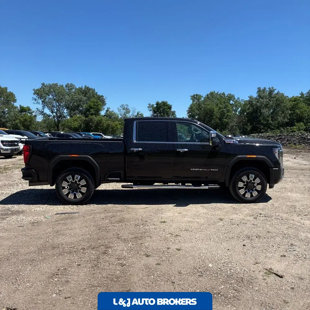 2024 GMC Sierra 2500 Denali