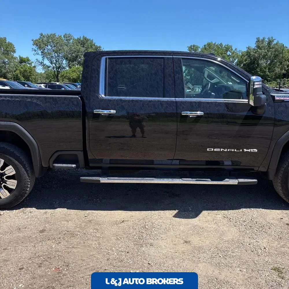 2024 GMC Sierra 2500 Denali