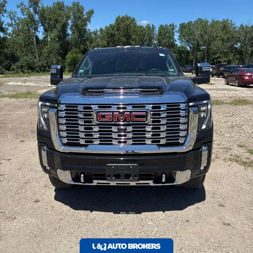2024 GMC Sierra 2500 Denali