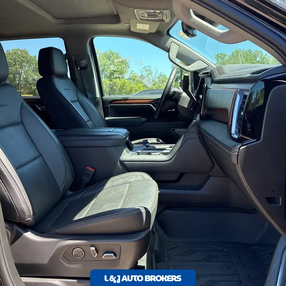 2024 GMC Sierra 2500 Denali