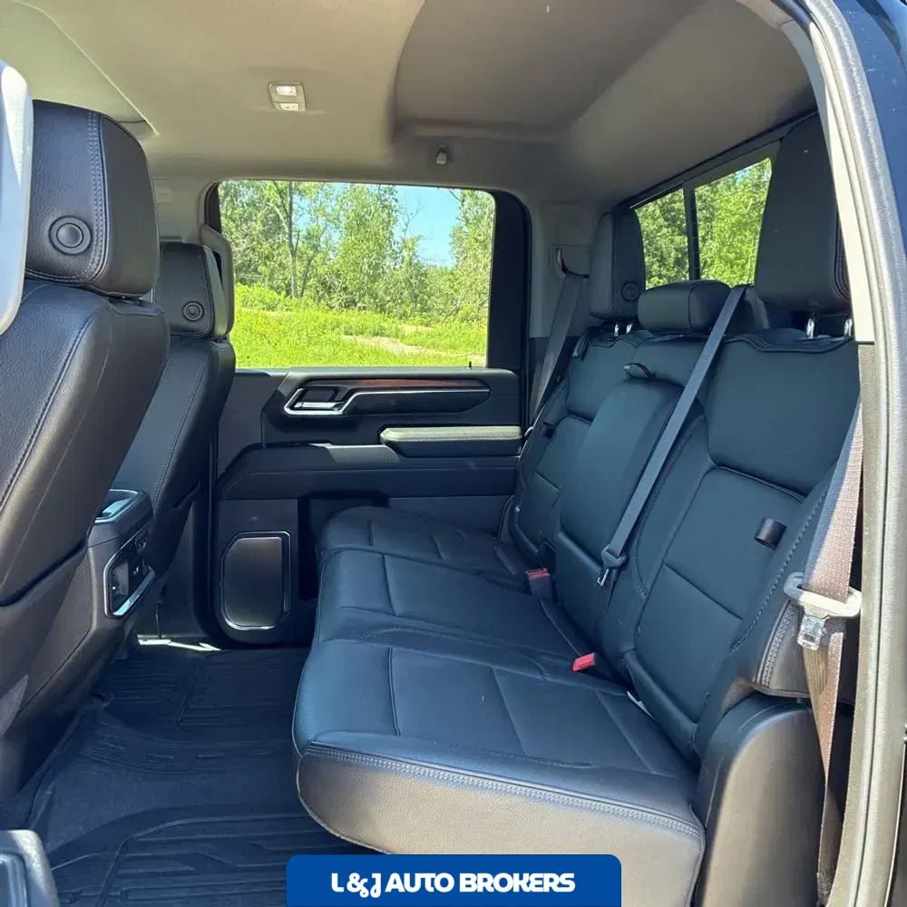 2024 GMC Sierra 2500 Denali
