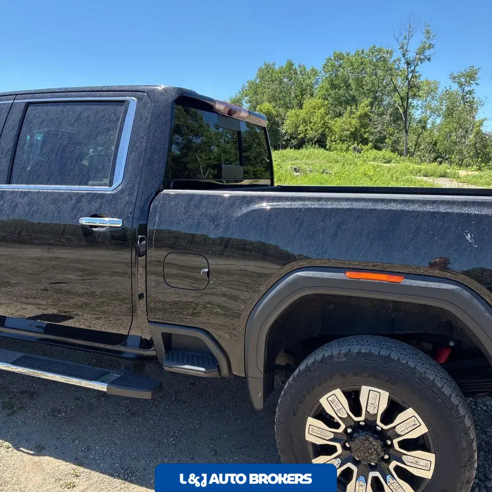2024 GMC Sierra 2500 Denali