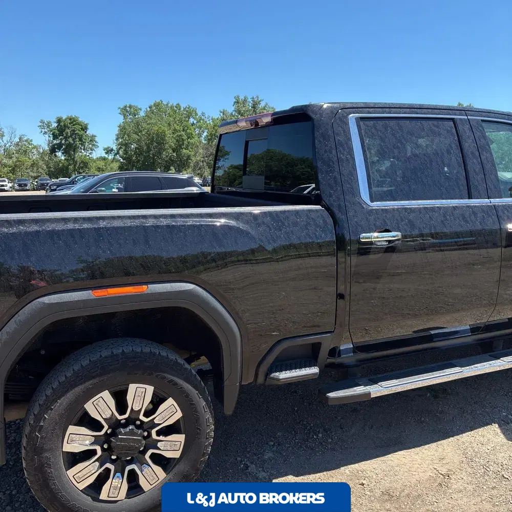 2024 GMC Sierra 2500 Denali