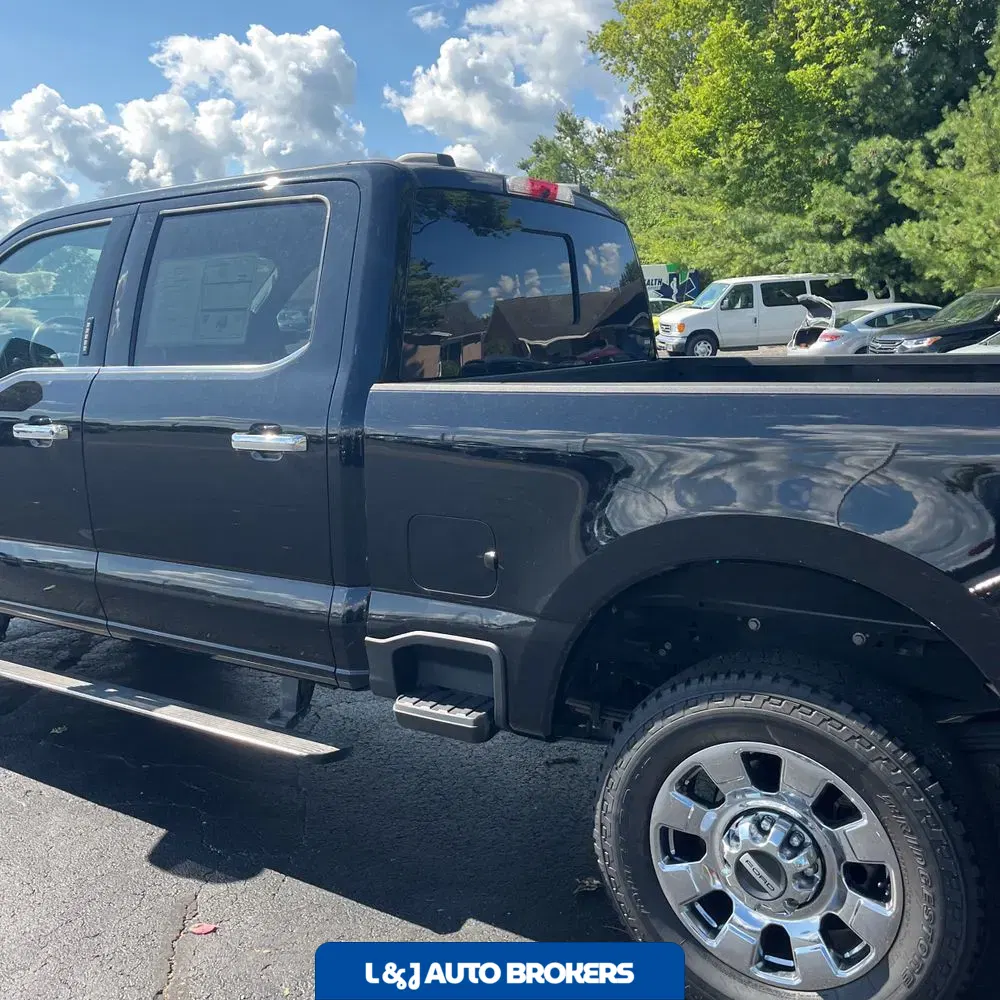 2023 Ford F-250 Super Duty Lariat