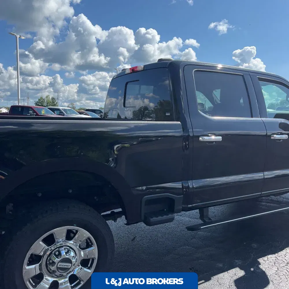 2023 Ford F-250 Super Duty Lariat