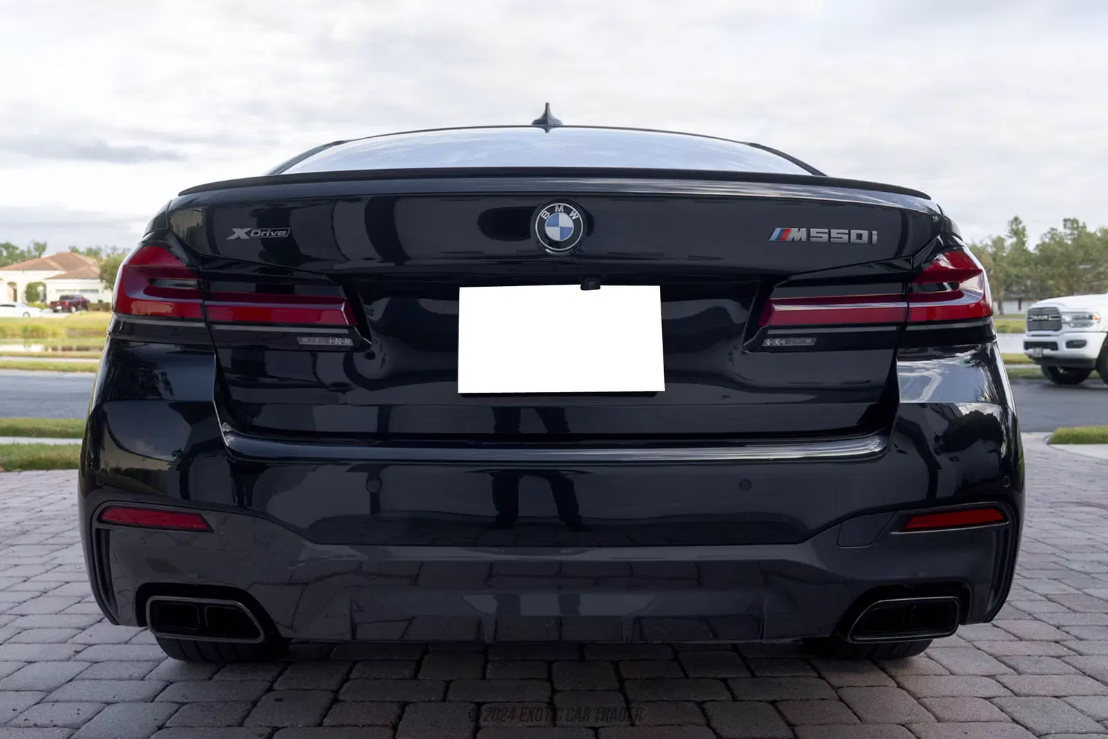 2022 BMW M550i xDrive xDrive