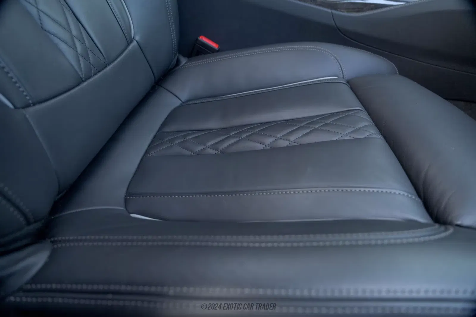 2022 BMW M550i xDrive xDrive