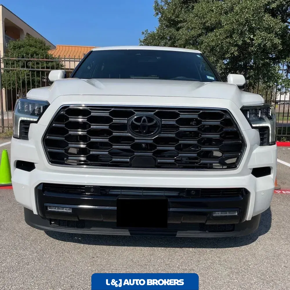 2025 Toyota Sequoia Platinum