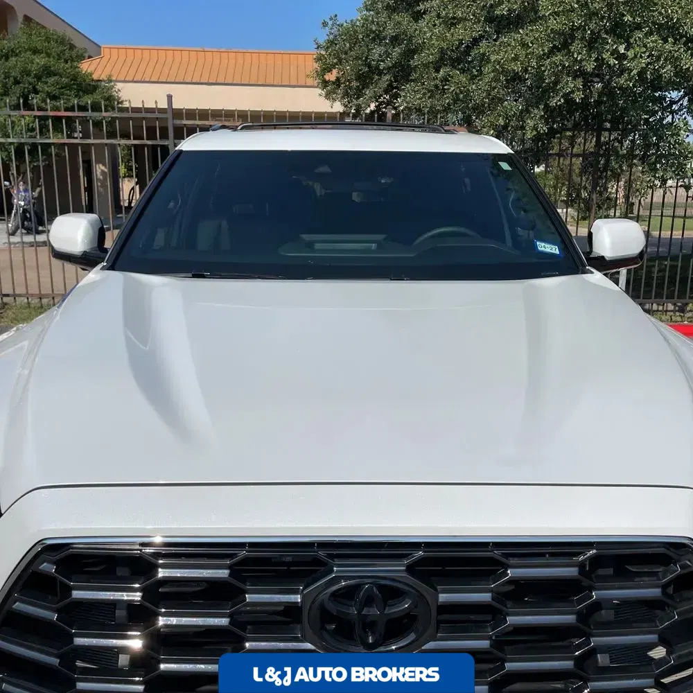 2025 Toyota Sequoia Platinum