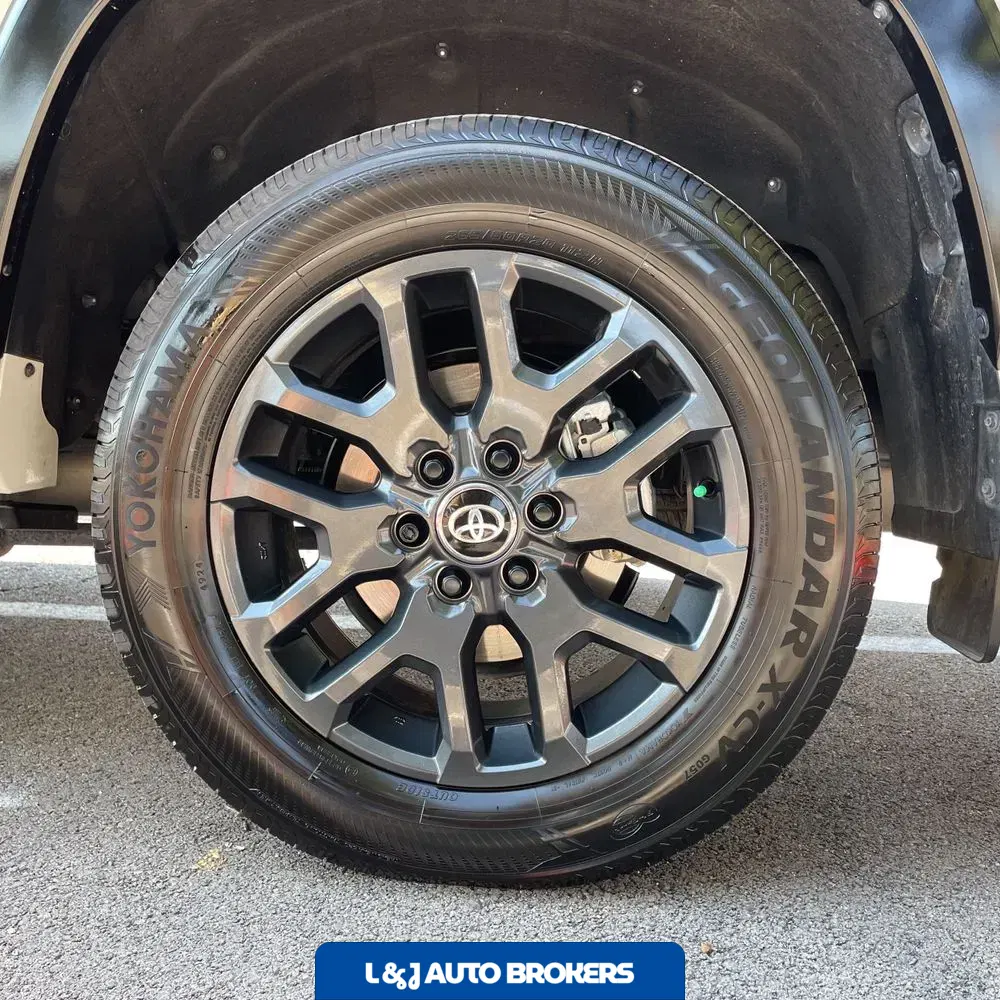 2025 Toyota Sequoia Platinum