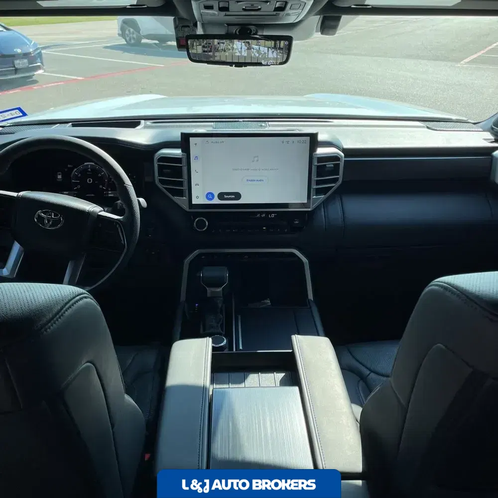 2025 Toyota Sequoia Platinum