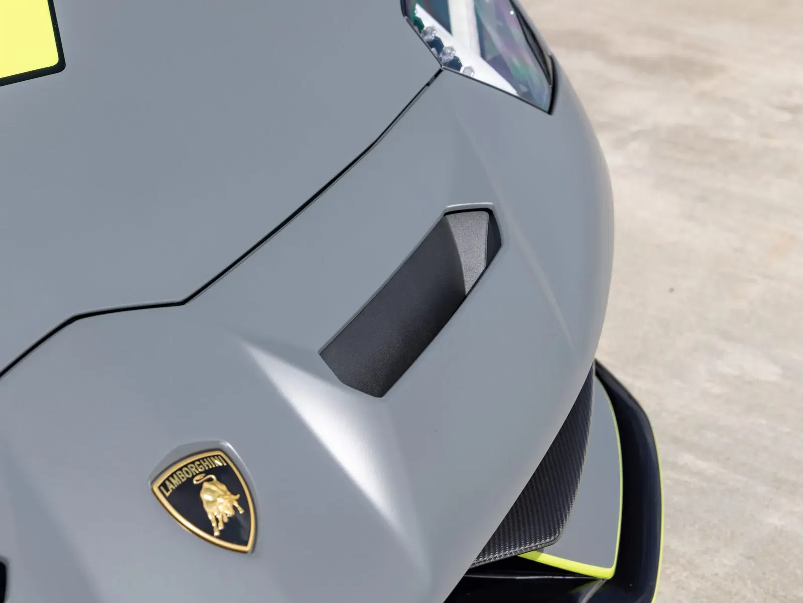 125-Mile 2021 Lamborghini Aventador LP770-4 SVJ 63 Roadster