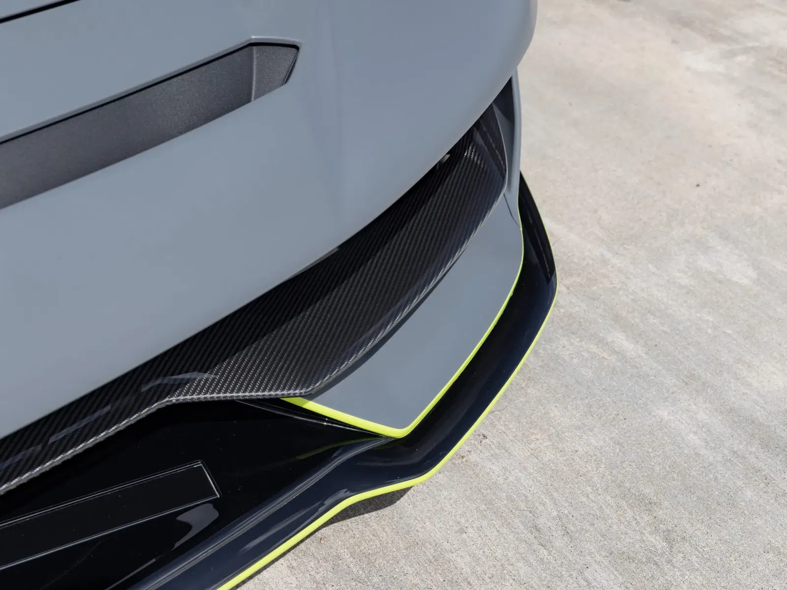 125-Mile 2021 Lamborghini Aventador LP770-4 SVJ 63 Roadster