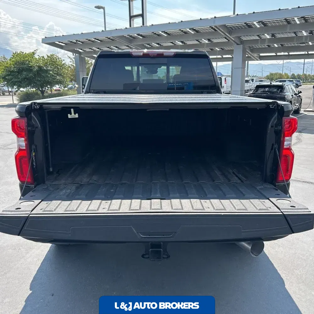 2022 Chevrolet Silverado 3500HD High Country