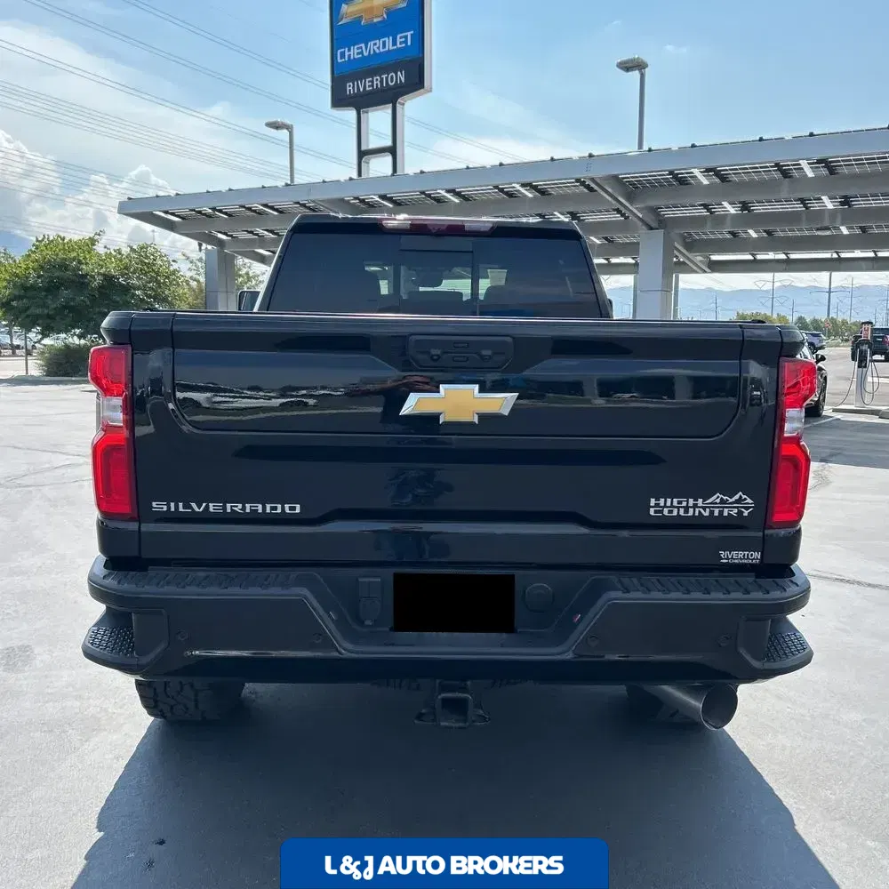 2022 Chevrolet Silverado 3500HD High Country
