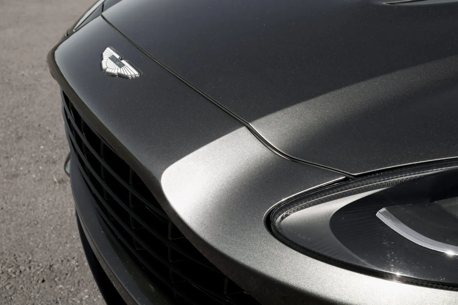 2021 Aston Martin DBX