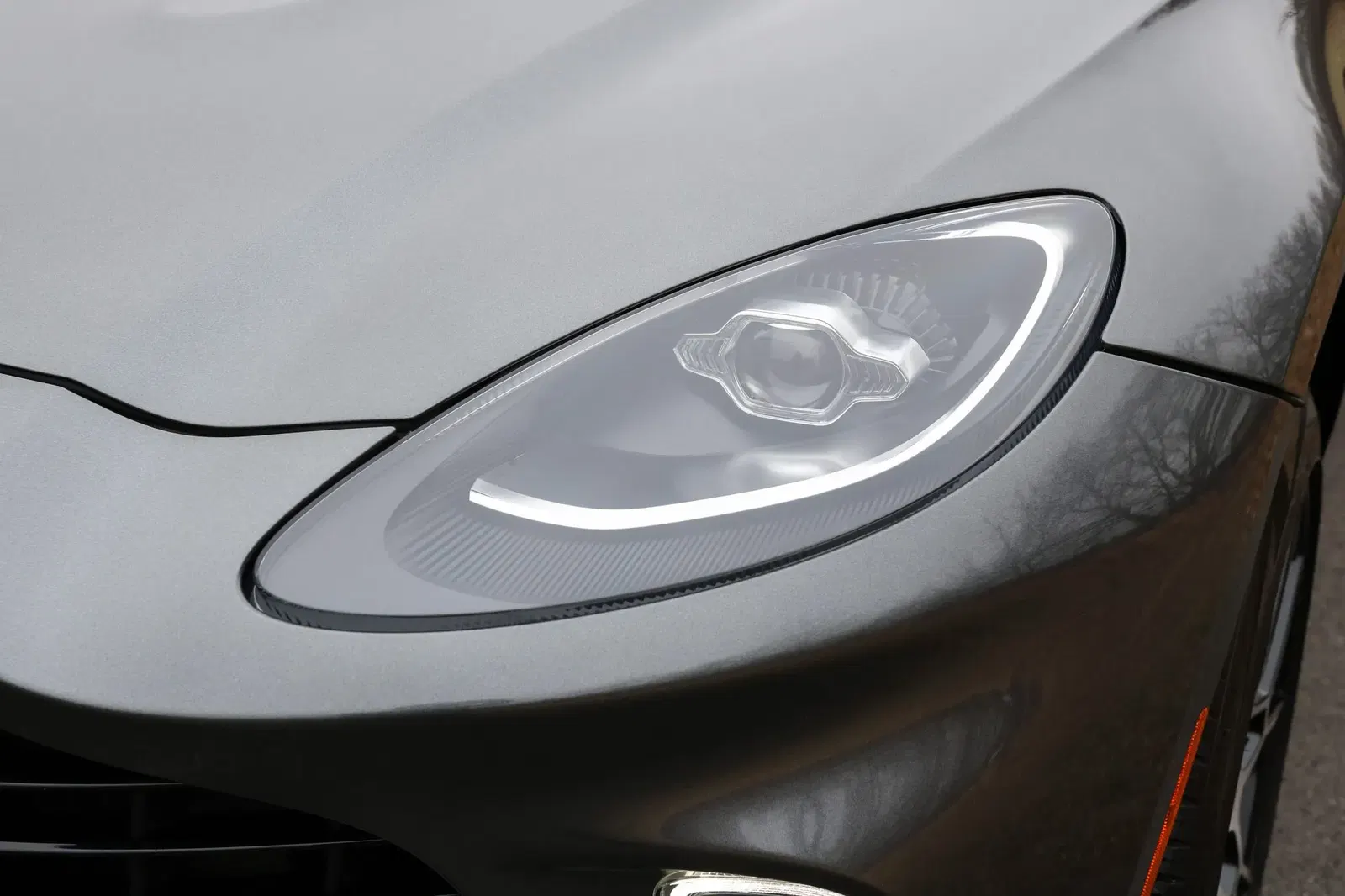 2021 Aston Martin DBX