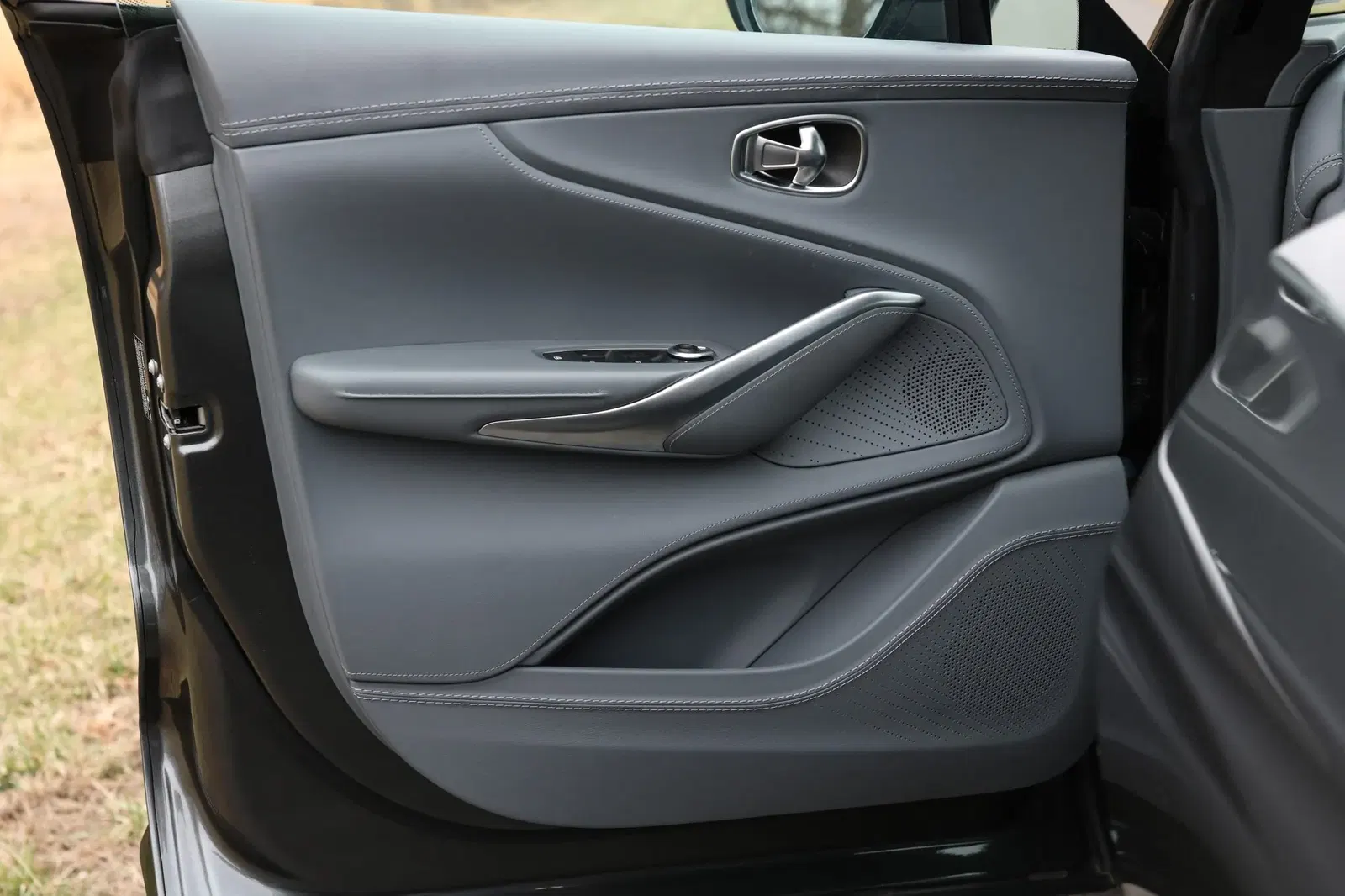 2021 Aston Martin DBX