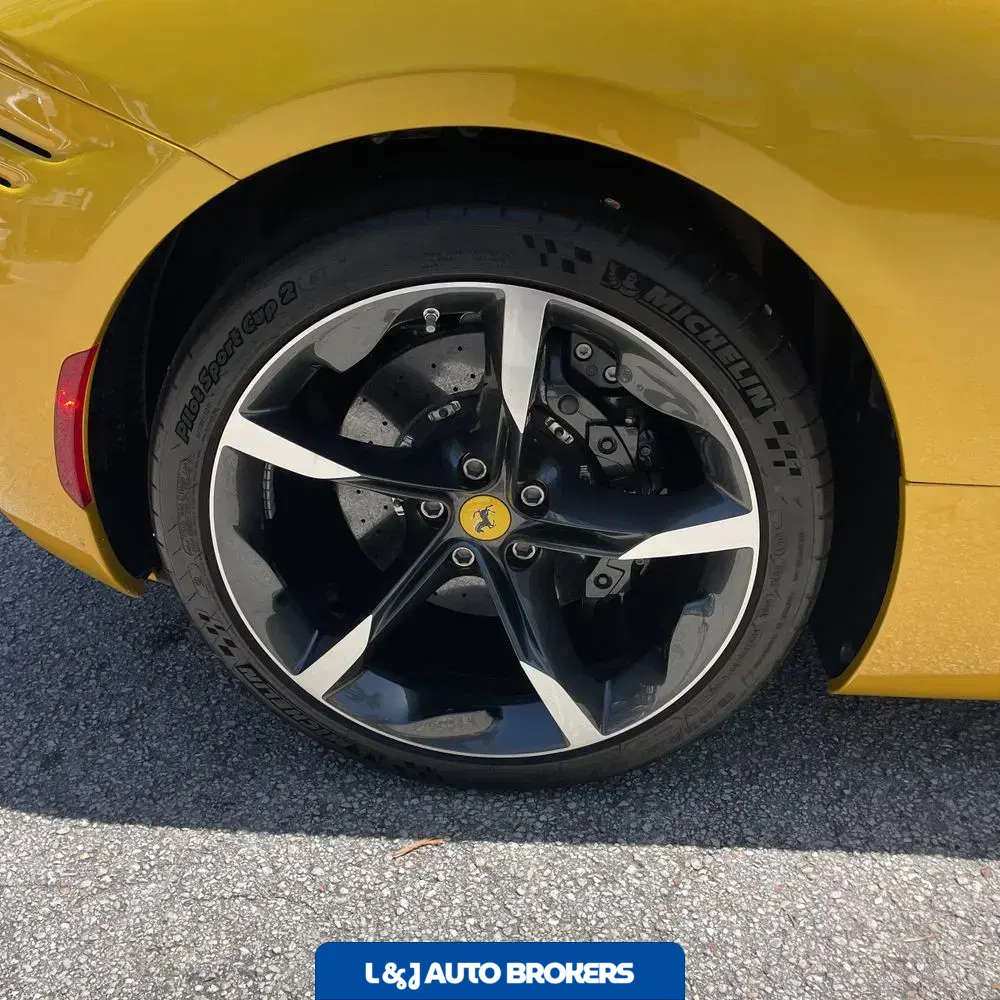 2023 Ferrari SF90 Spider