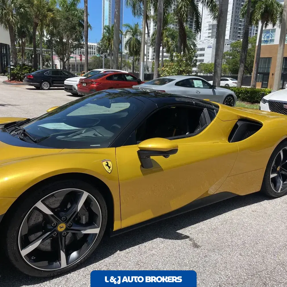 2023 Ferrari SF90 Spider
