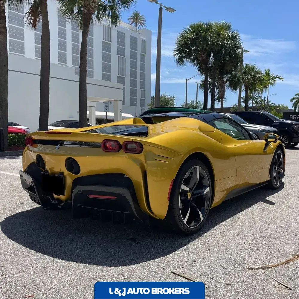 2023 Ferrari SF90 Spider