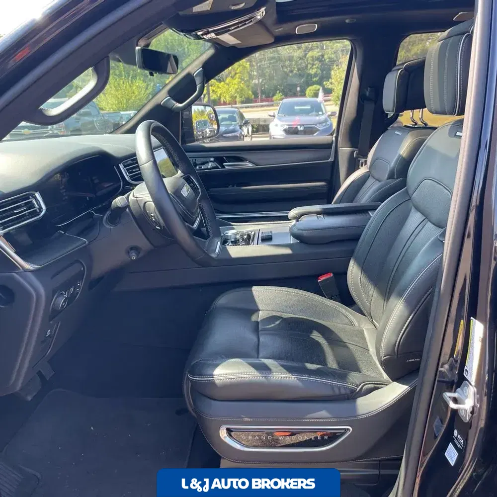 2023 Jeep Grand Wagoneer Obsidian