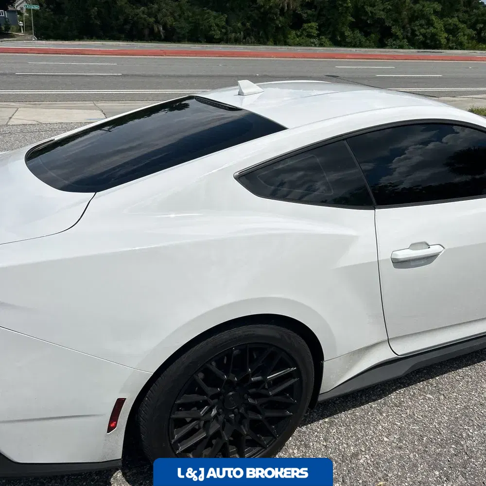 2024 Ford Mustang Dark Horse