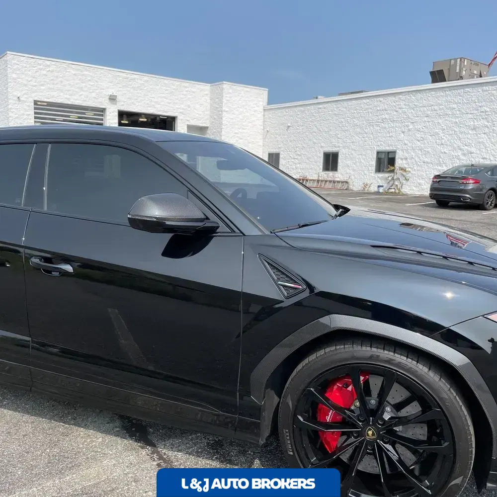 2023 Lamborghini Urus S