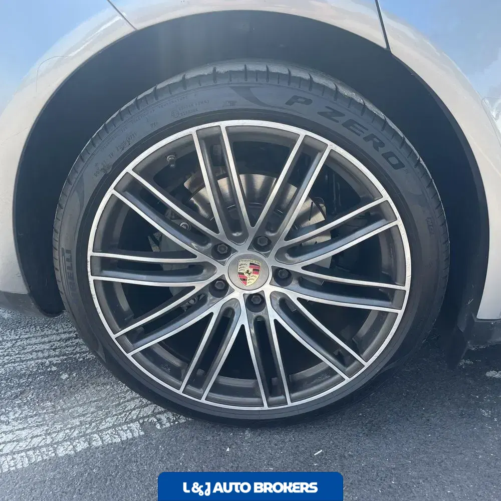 2018 Porsche Panamera 4S