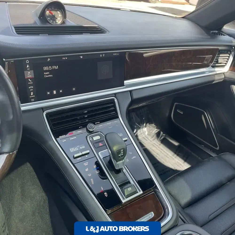 2018 Porsche Panamera 4S