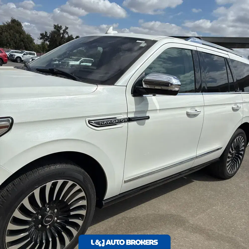 2020 Lincoln Navigator Black Label